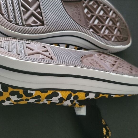 CONVERSE Chuck All Star NIB High Yellow Cheetah Sneaker Fabric Size 9 Unused - Picture 11 of 12